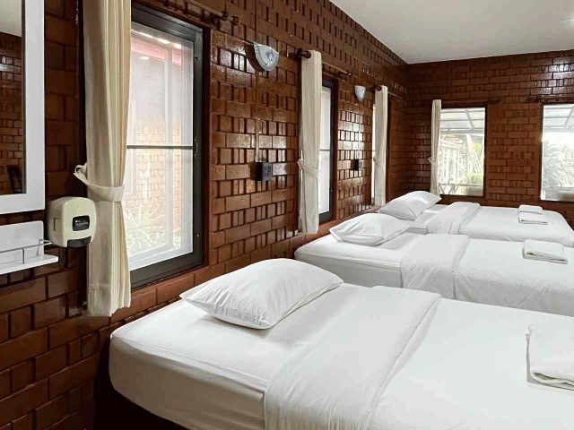 วิลล่าโซน ซี (Villa C) 2